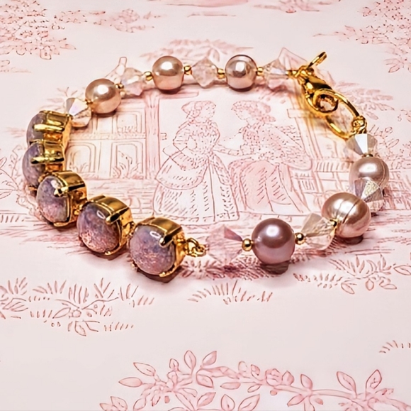 Pink Fire Opal Glass & Rose Opal AB Crystal Beads In Gold Plated Bracelet - Picture 1 of 9